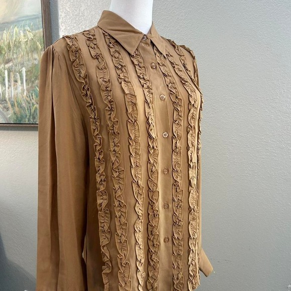 Max Studio Ruffle Front Button Down Blouse Tan - Size M - Picture 3 of 7